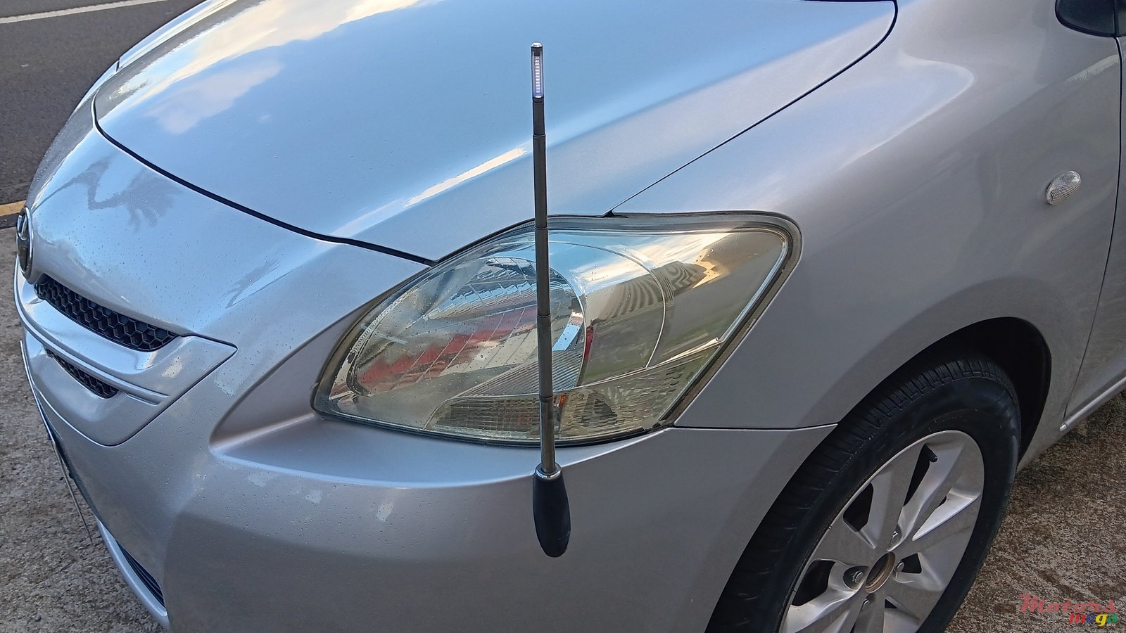 2006' Toyota Belta photo #6