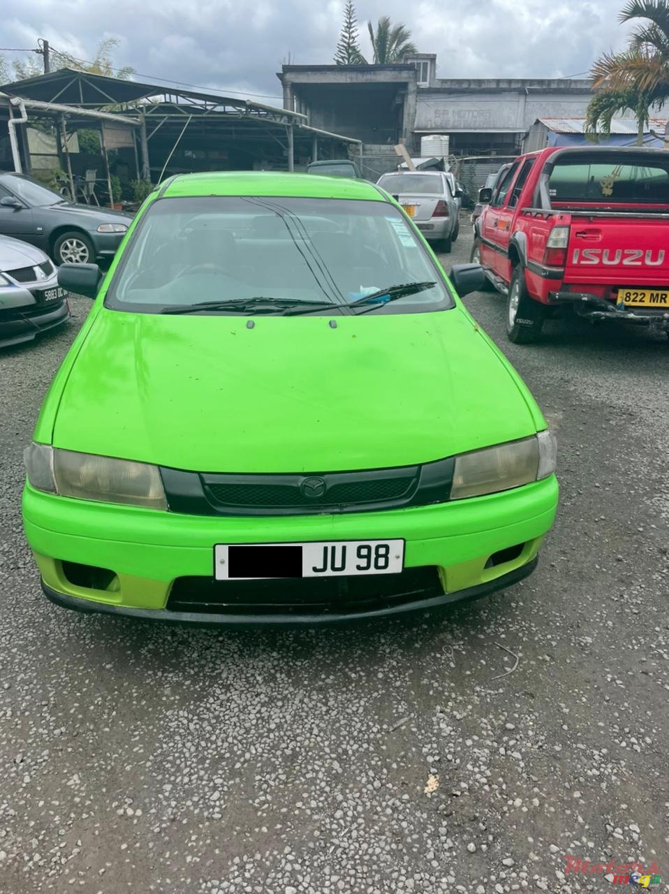 1998' Mazda 323 photo #2