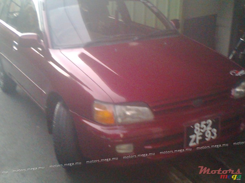 1993' Toyota Starlet photo #1