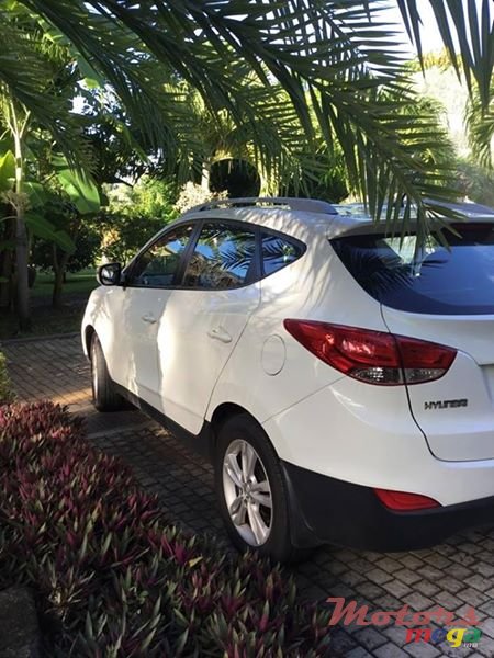 2011' Hyundai ix35 photo #4