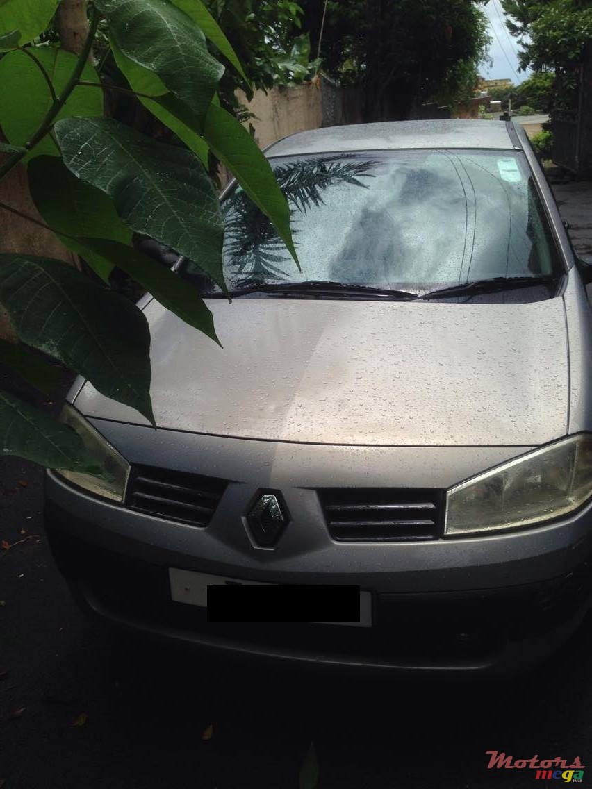 2004' Renault Megane None photo #1