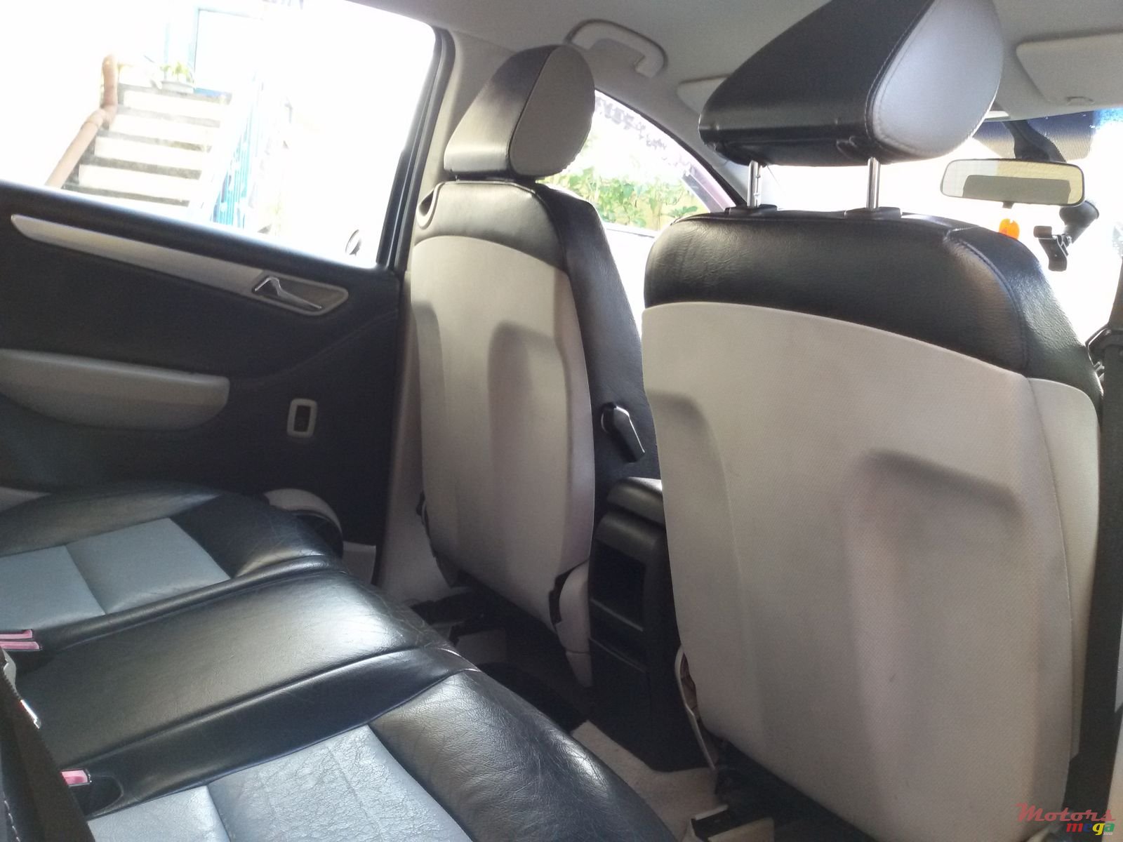 2006' Mercedes-Benz B 150 photo #5