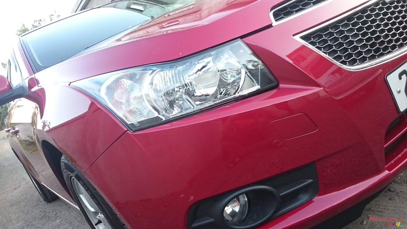 2012' Chevrolet Cruze photo #1