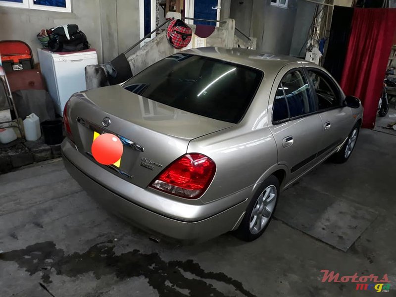 2004' Nissan Sunny N17 photo #2