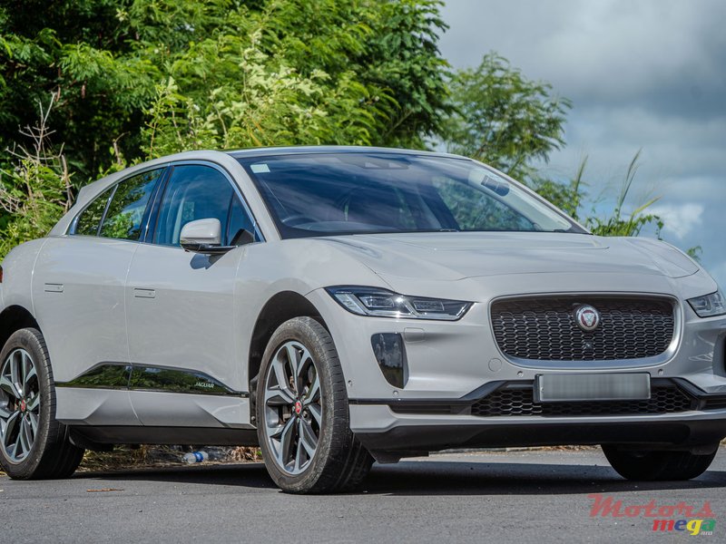 2019' Jaguar I-Pace 400 SE photo #1