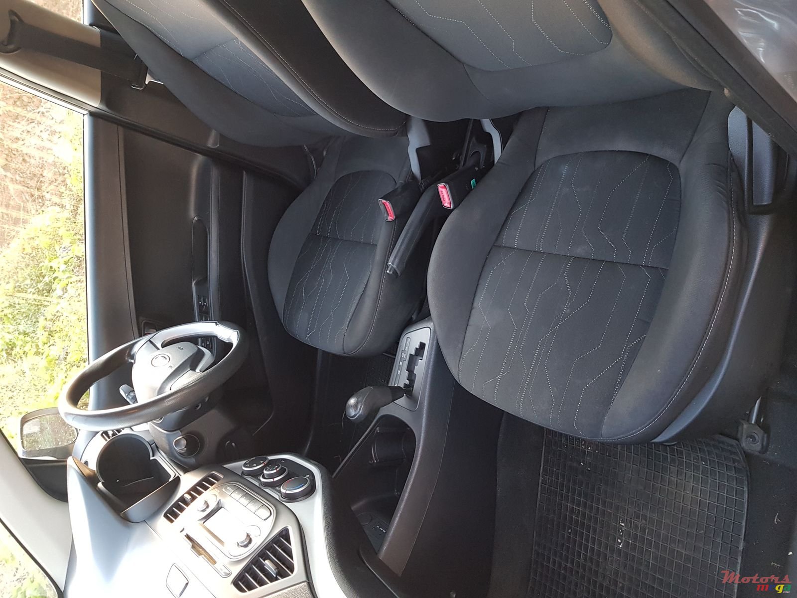 2012' Kia automatic picanto photo #5