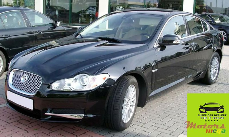2011' Jaguar XF photo #1