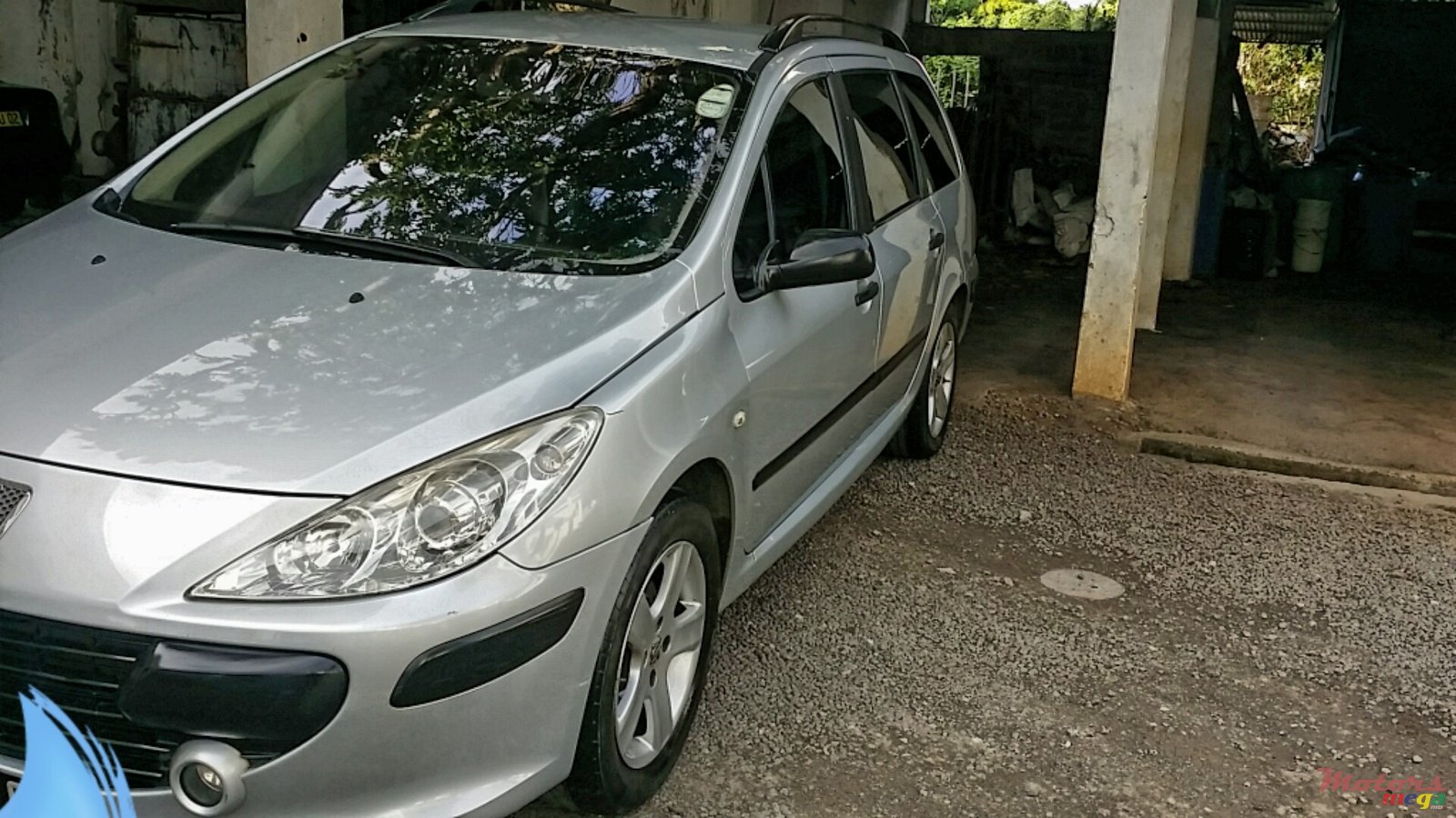 2008' Peugeot 307 photo #1