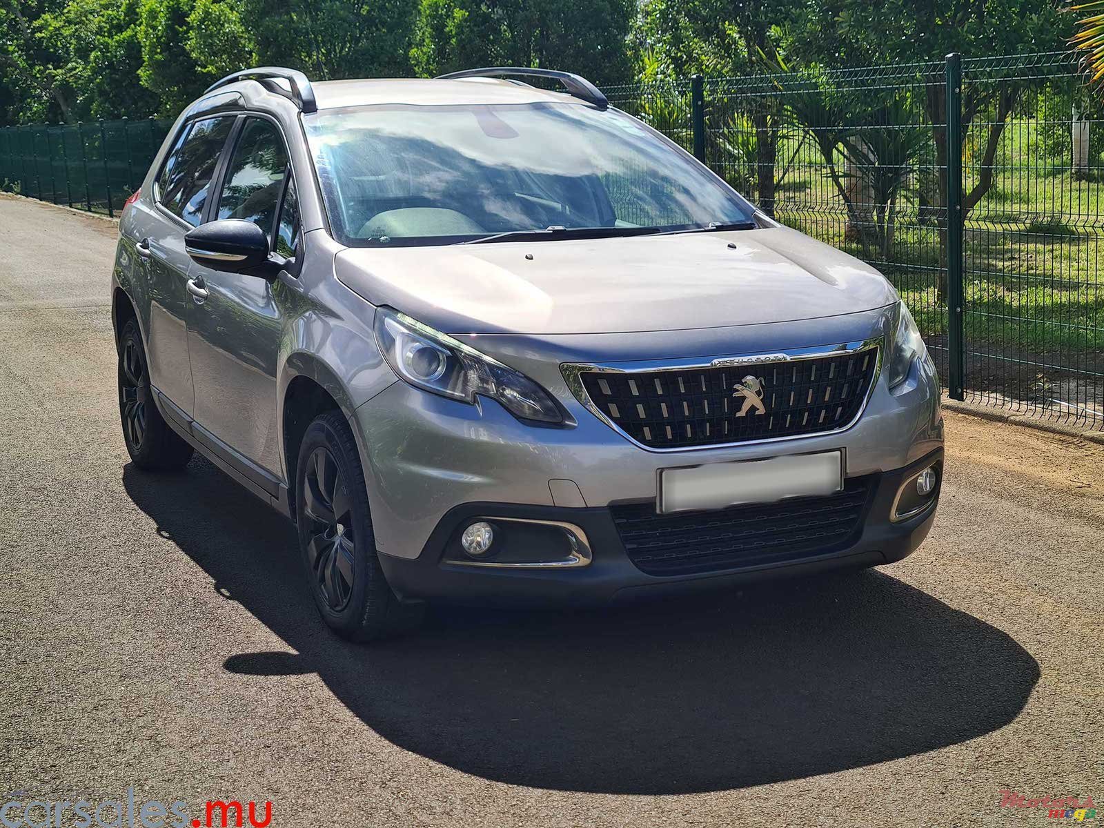 2019' Peugeot 2008 1.2T Puretech photo #2