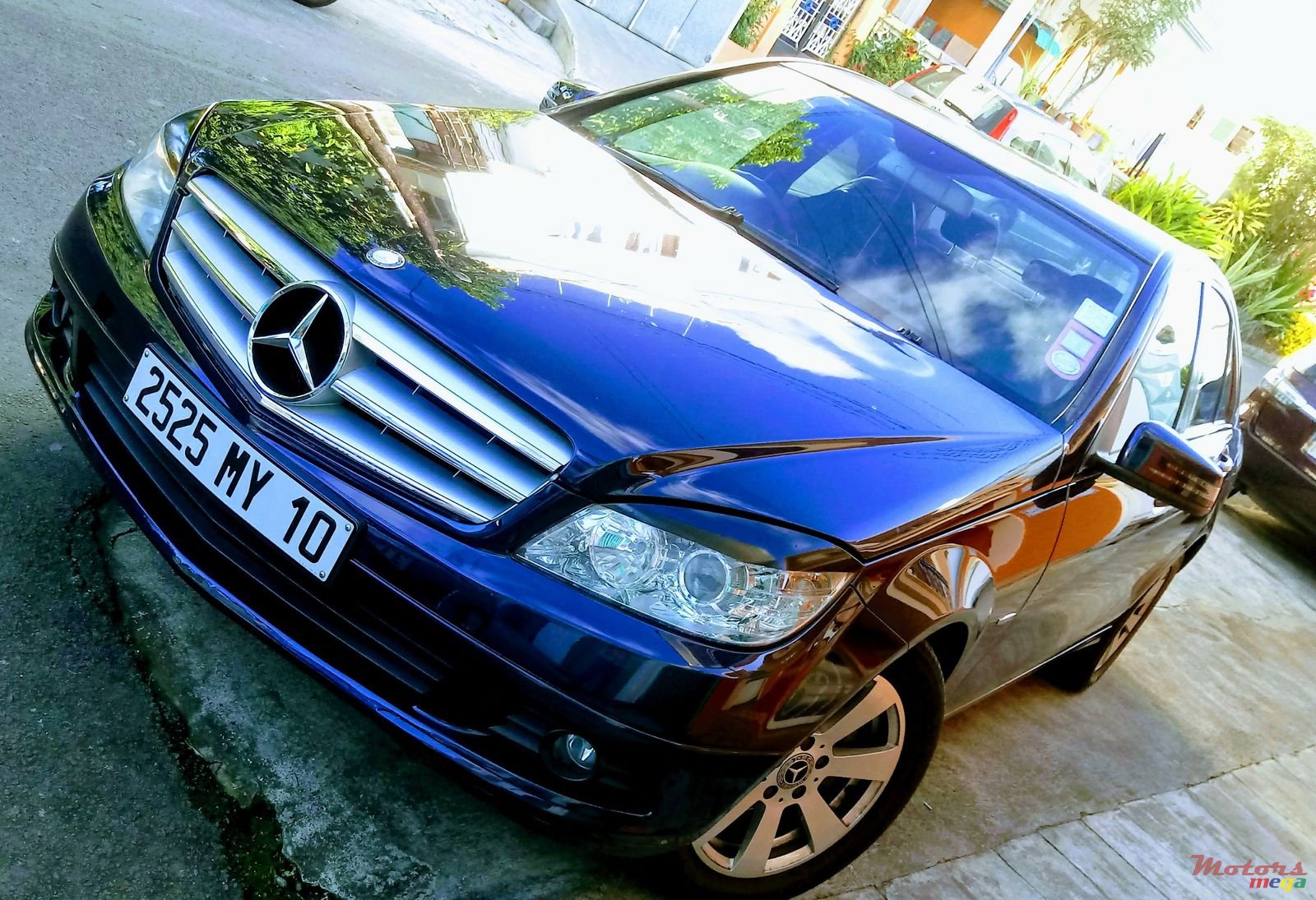 2010' Mercedes-Benz C-Class Dorigin photo #1