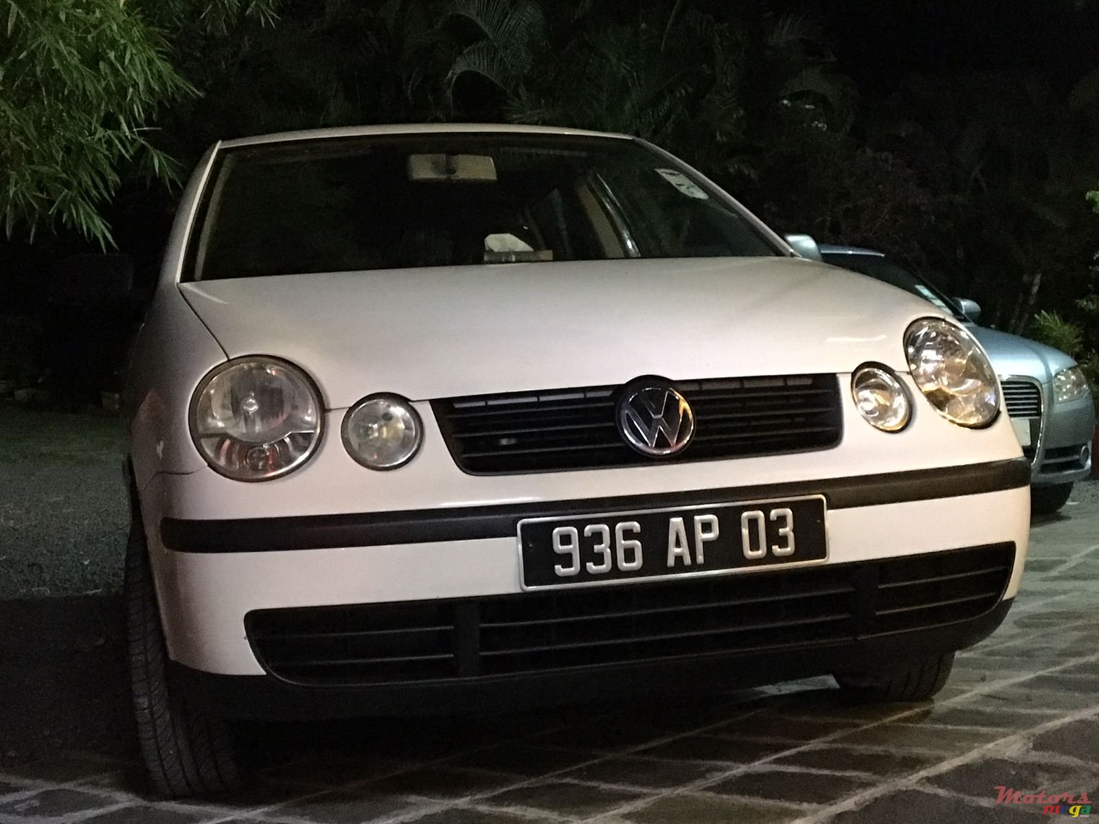 2003' Volkswagen Polo photo #3