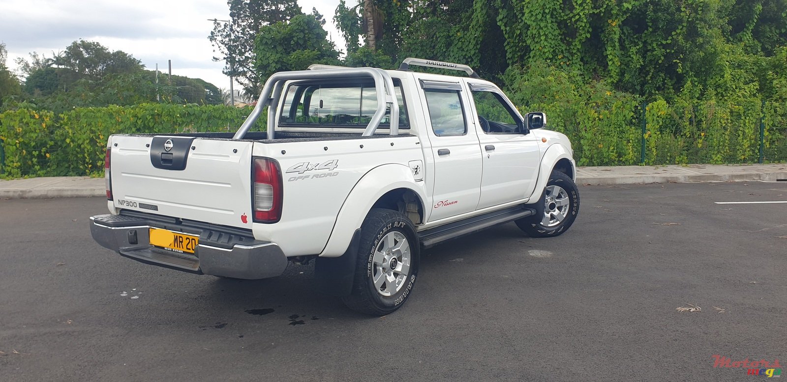 2020' Nissan Hardbody NP300 photo #4