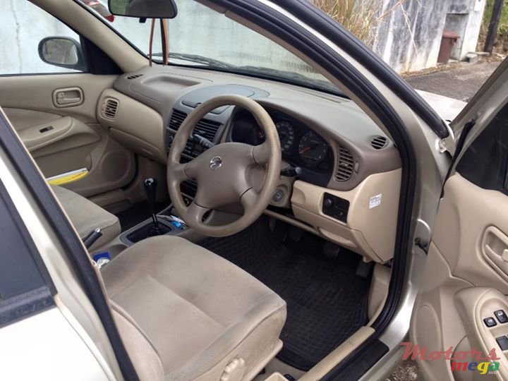 2003' Nissan Sunny photo #4