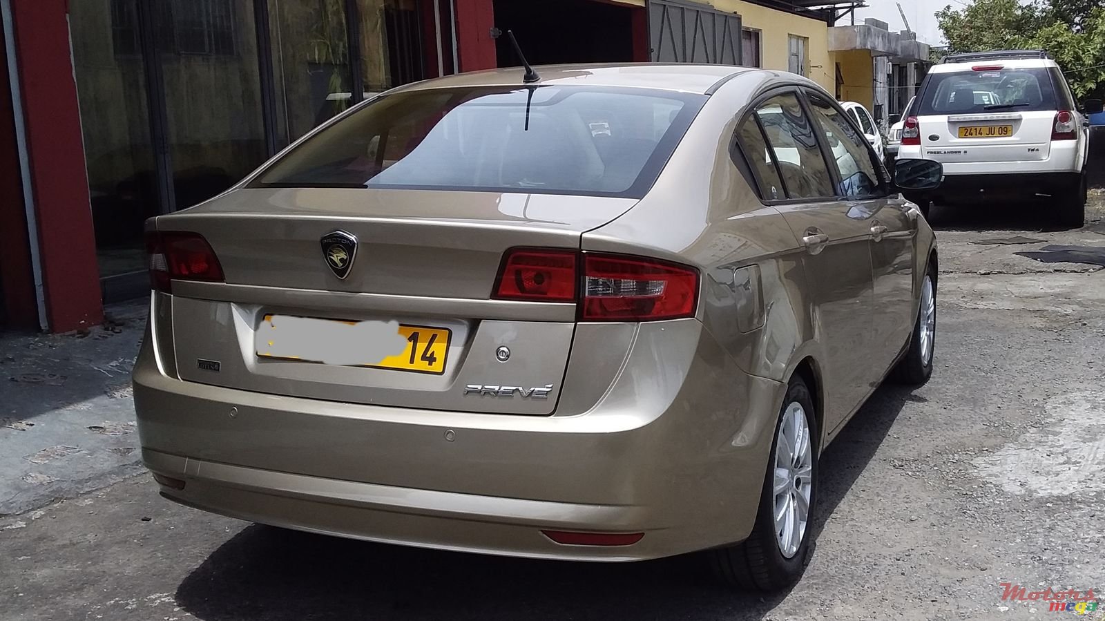 2014' Proton Prevé photo #4