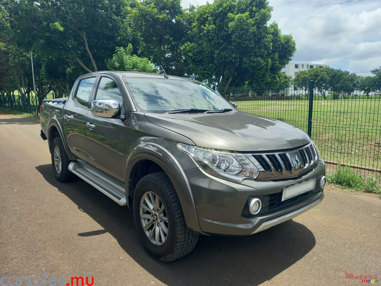 2018' Mitsubishi L200 Sportero 2.5 4x4 photo #2