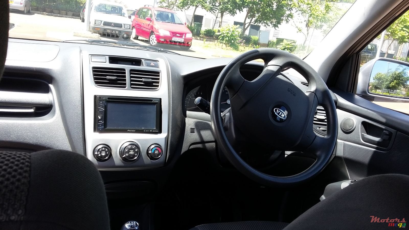 2010' Kia Sportage photo #4