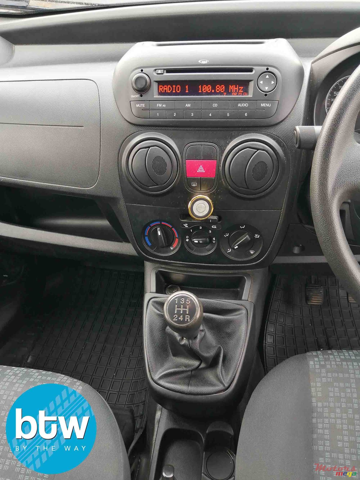 2014' Citroen Berlingo photo #5