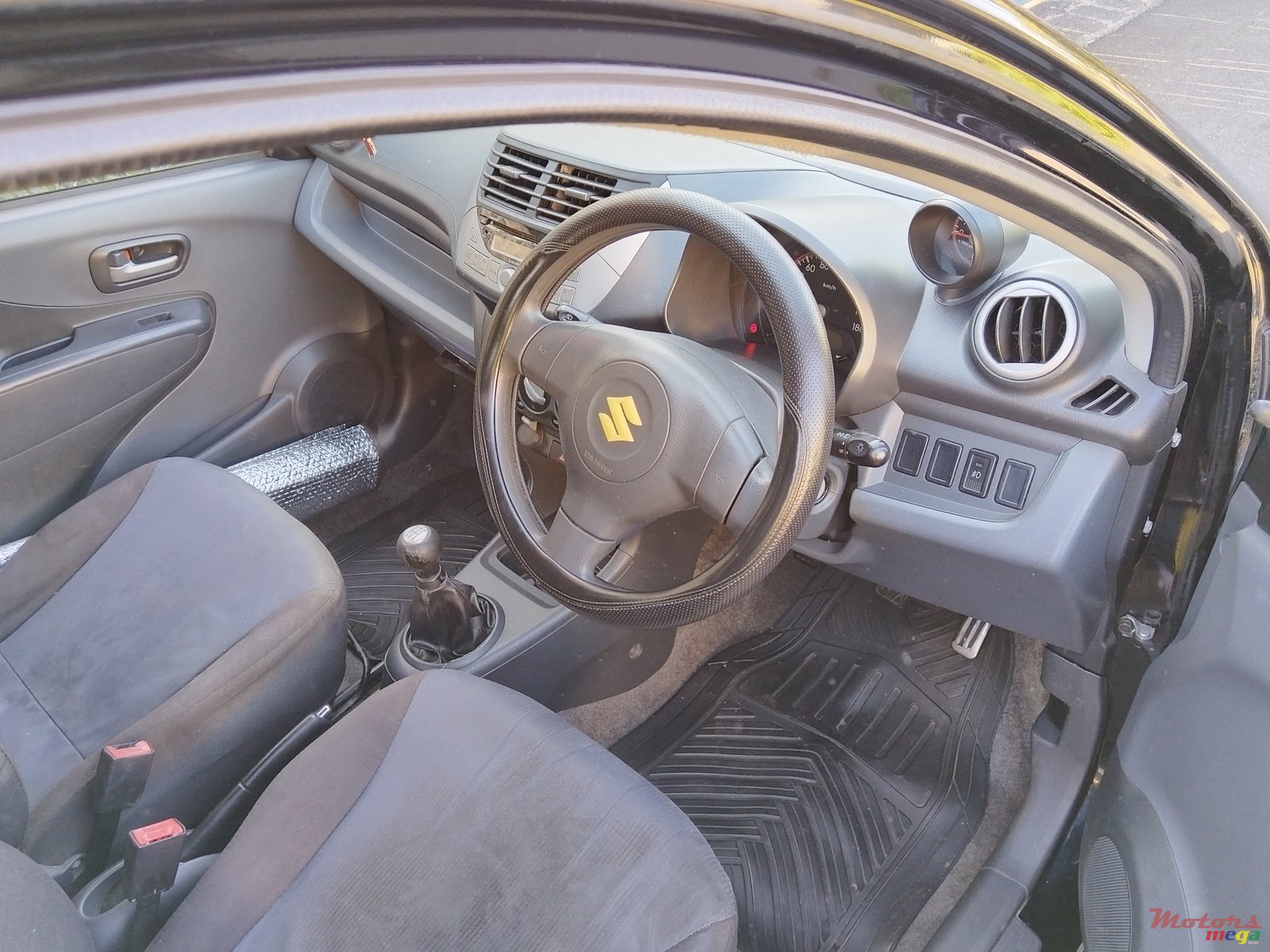 2014' Suzuki Celerio photo #3