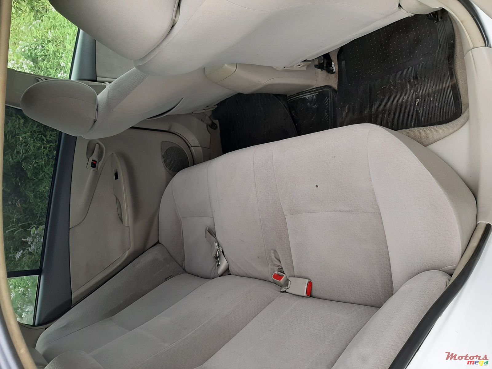 2011' Toyota Axio photo #6