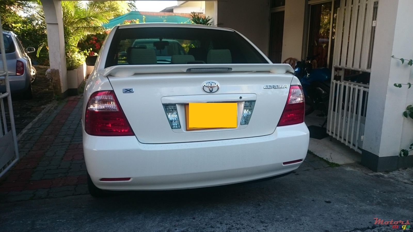 2005' Toyota Corolla NZE Grade X 40th anniversary photo #2