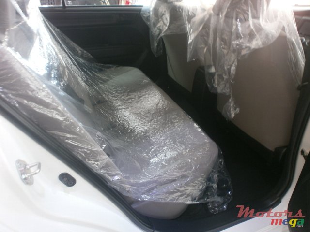 2016' Toyota Axio photo #3