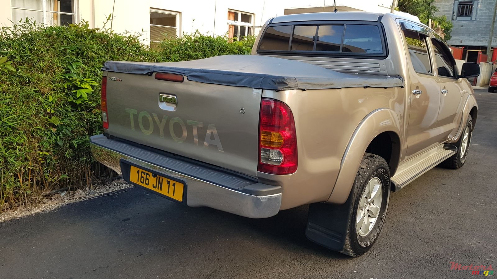 2011' Toyota Hilux 3.0 4*4 photo #3