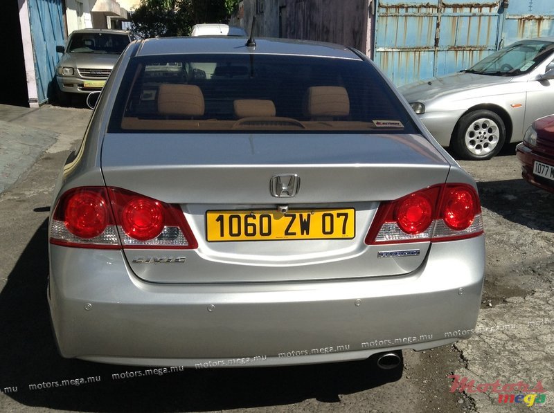 2007' Honda Civic Hybrid photo #3