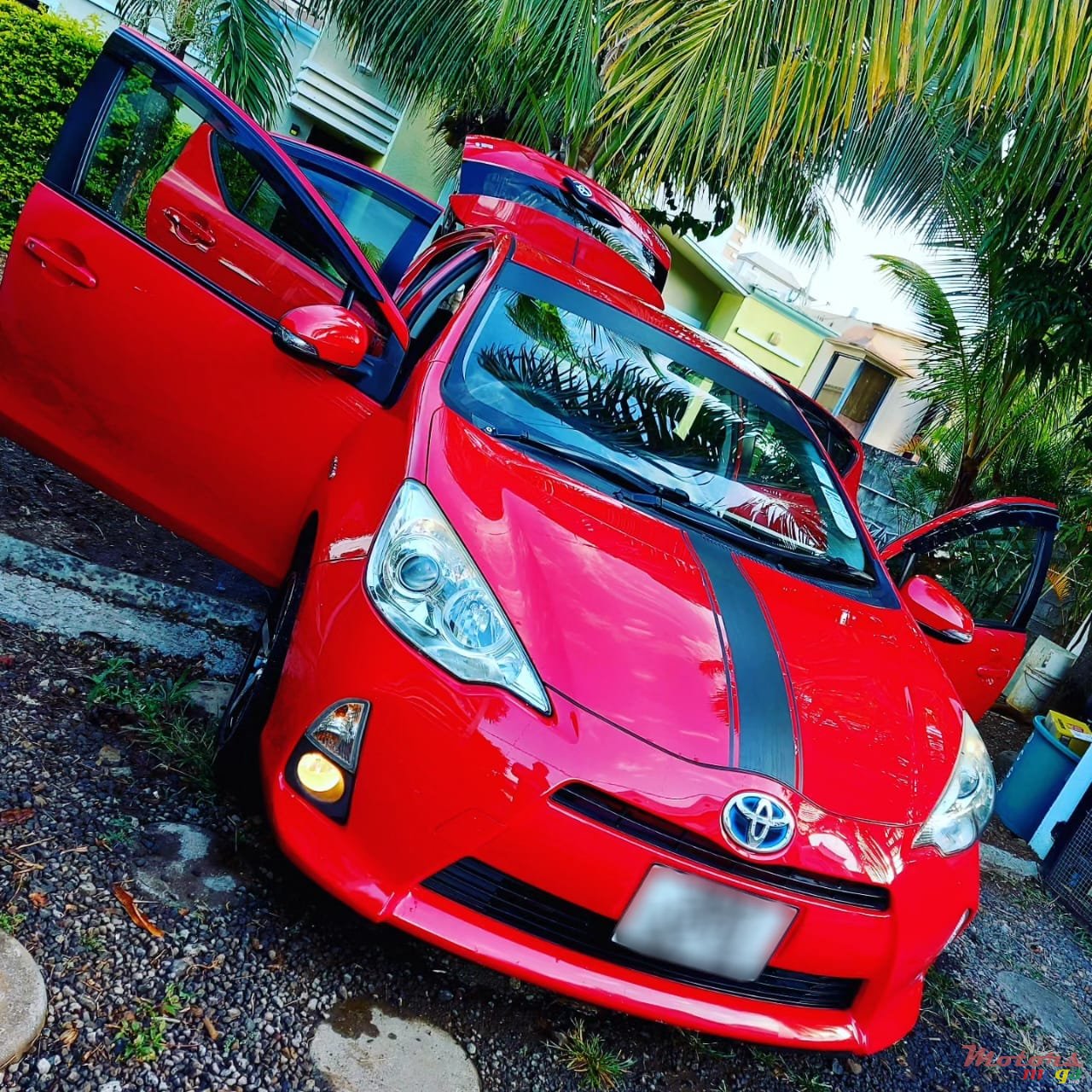 2014' Toyota Aqua photo #4