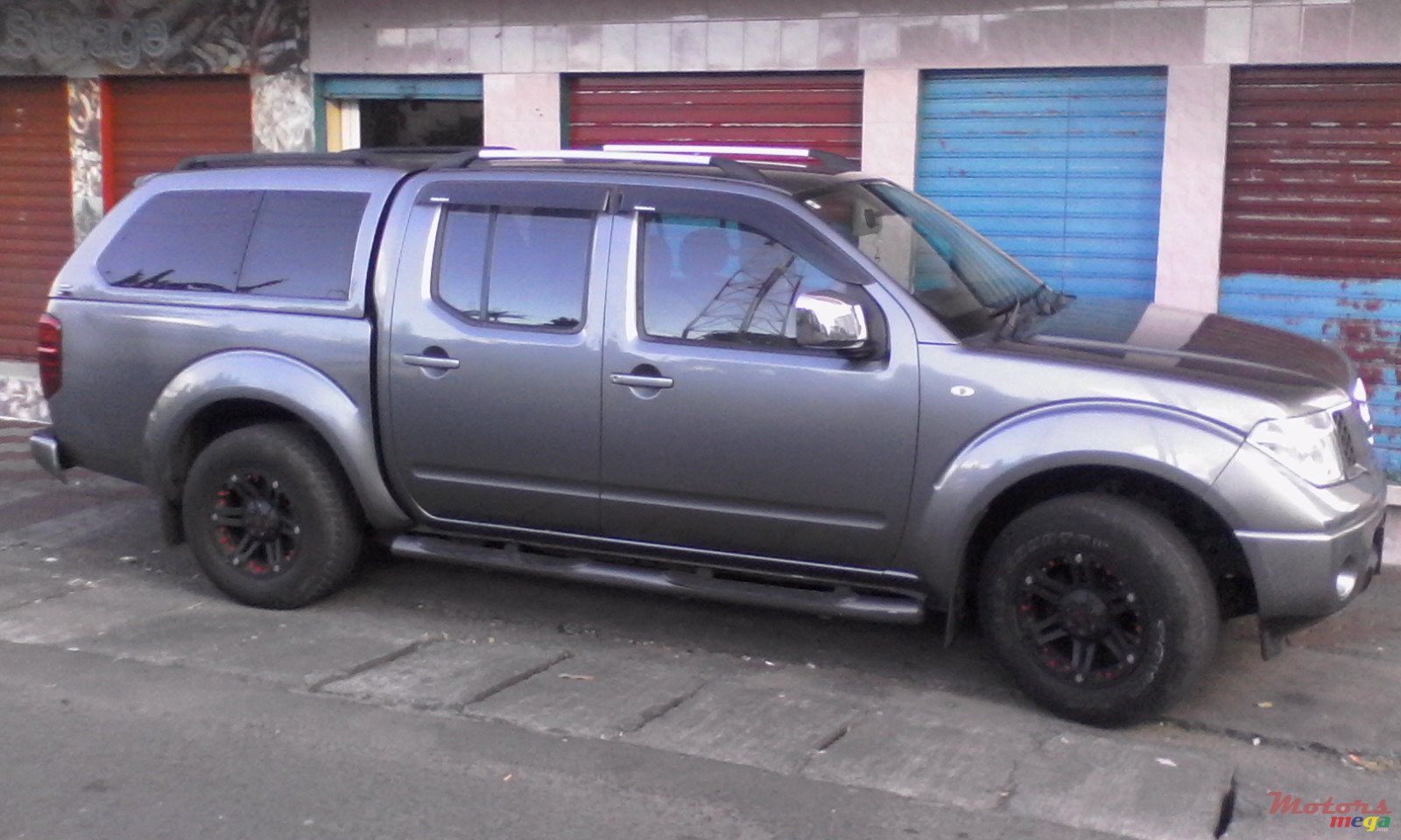 2011' Nissan Navara photo #2