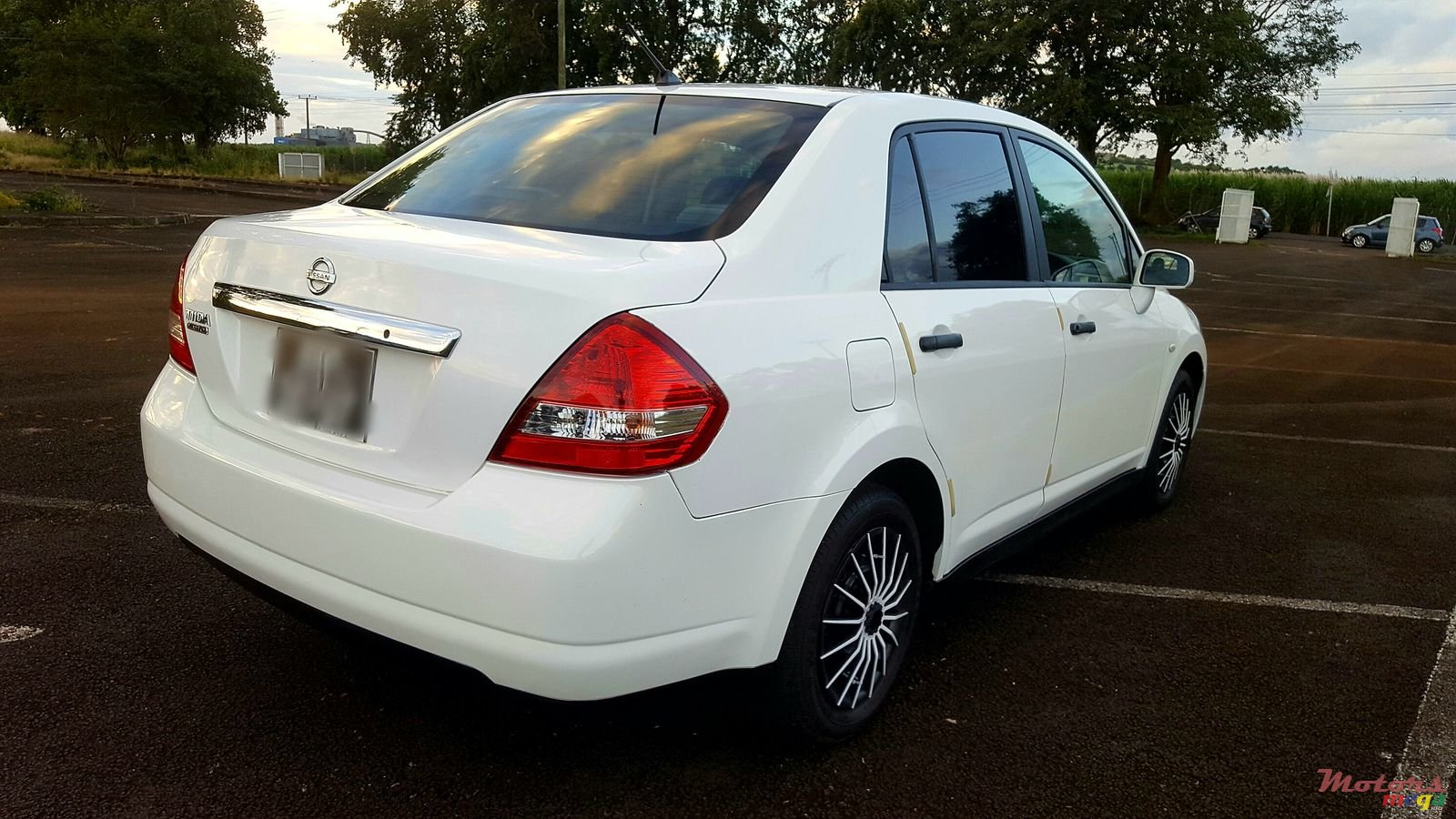 2007' Nissan Tiida photo #6