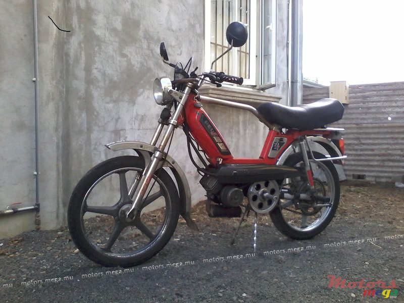 1996' Peugeot 103 photo #1