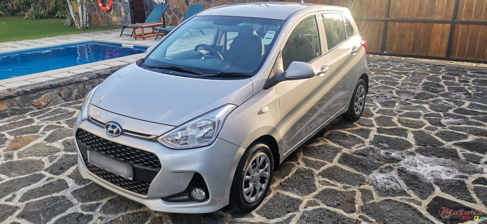 2017' Hyundai i10 Grand i10 photo #1