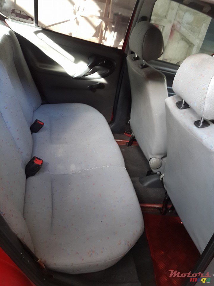 1996' Volkswagen Polo 6n photo #3