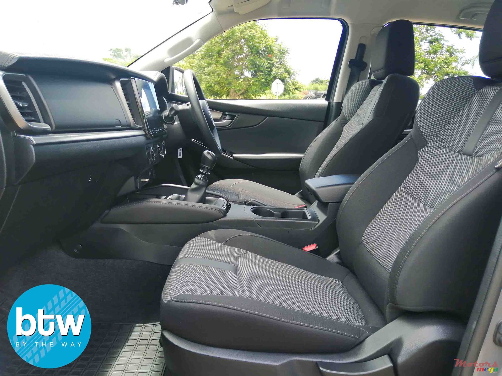 2021' Mazda BT50 photo #5