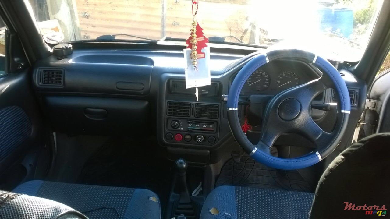 1998' Peugeot 106 photo #3