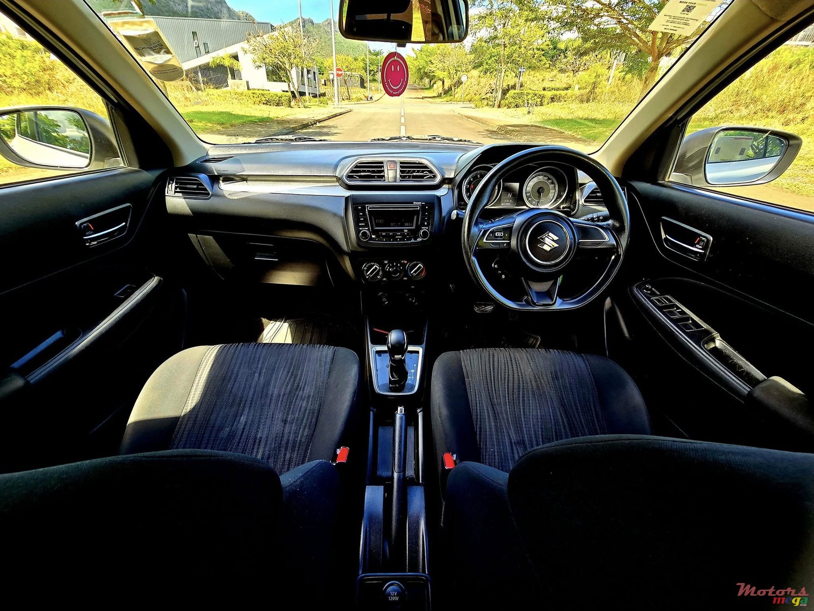 2018' Suzuki Swift D-zire photo #6