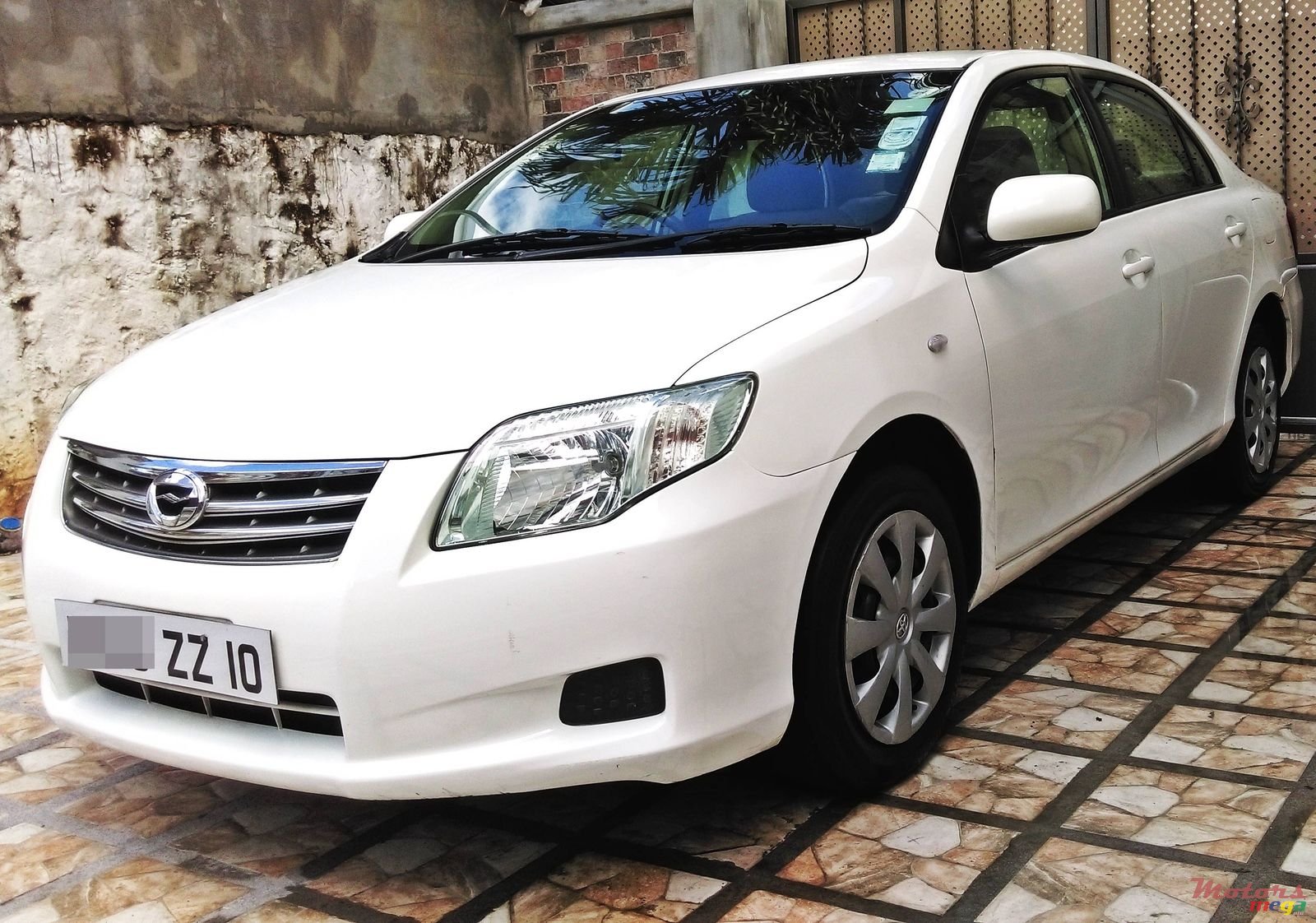 2010' Toyota Axio photo #1