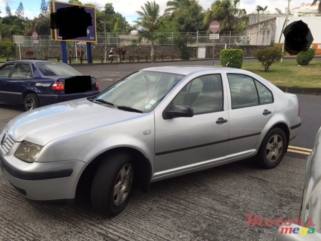 2001' Volkswagen Bora photo #4