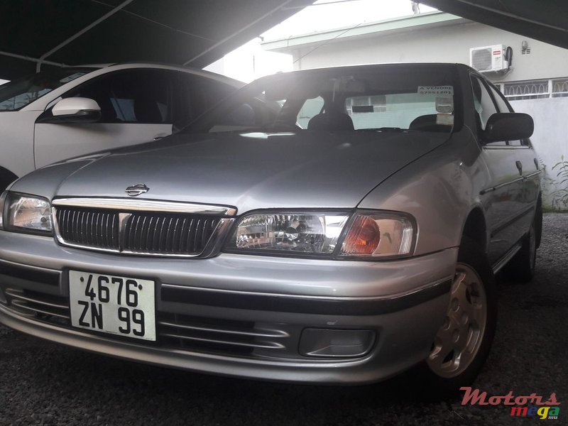 1999' Nissan Sunny ExSaloon photo #1