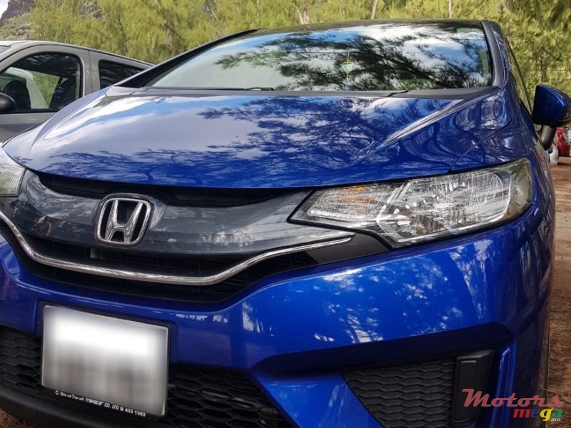 2015' Honda Fit photo #1