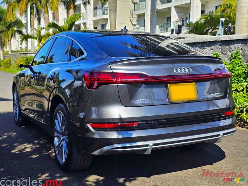 2020' Audi e-tron 55 Sportback S Line Quattro photo #3