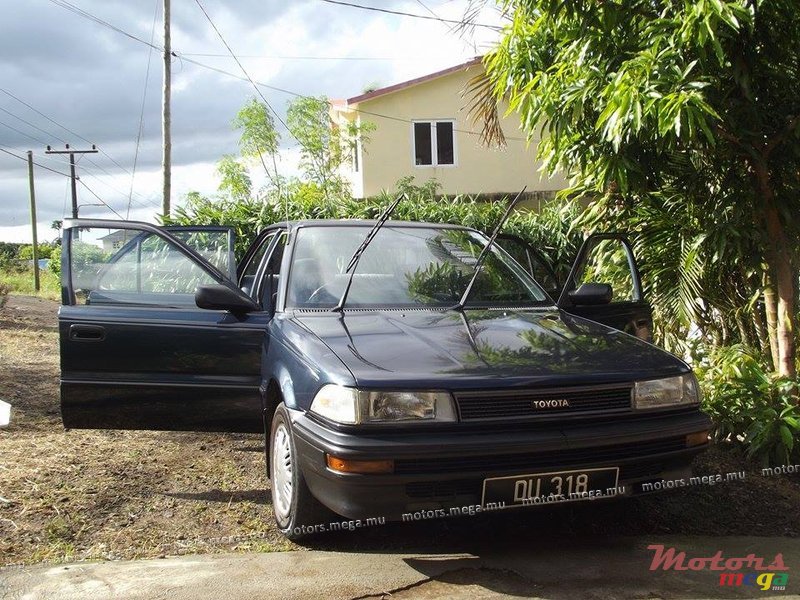 1990' Toyota Corolla photo #1