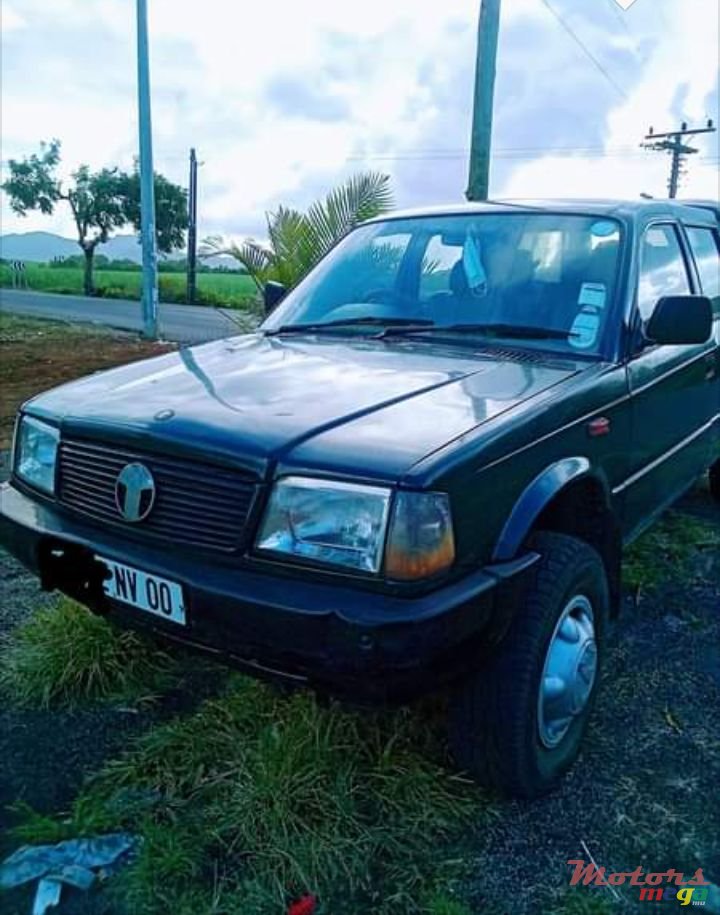 2000' Tata Telcoline photo #2