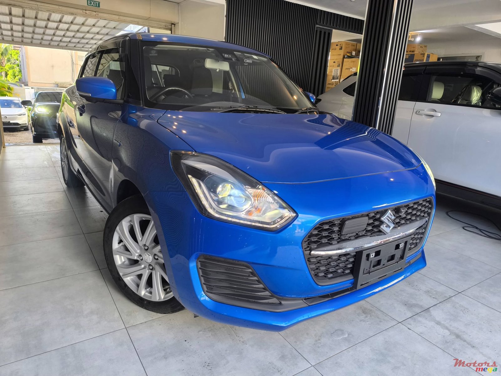 2023' Suzuki Swift photo #3