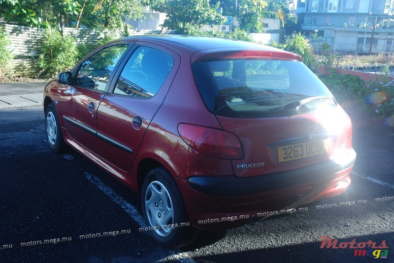 2002' Peugeot 206 photo #1