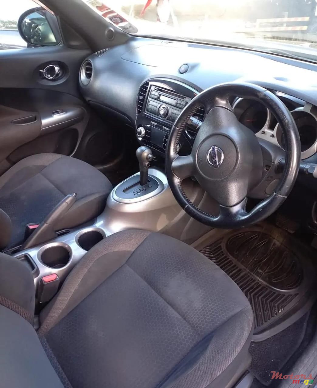 2010' Nissan Juke photo #7