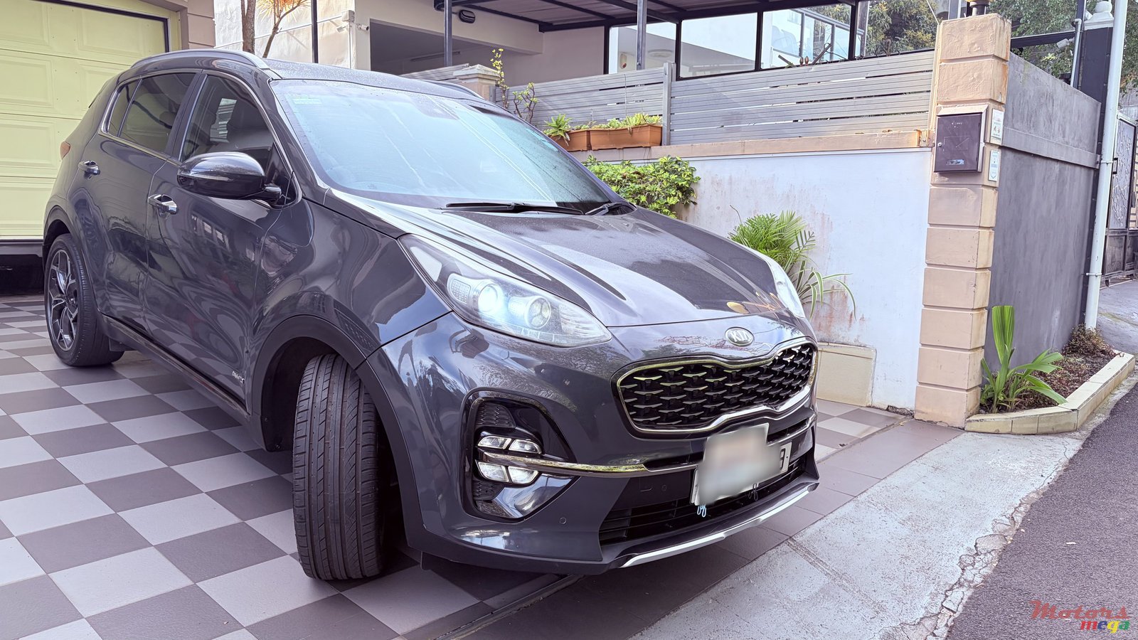 2019' Kia Grand Sportage photo #1