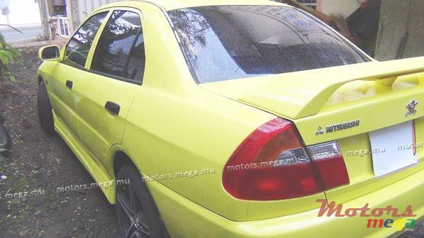 2000' Mitsubishi Lancer Bodykit photo #4
