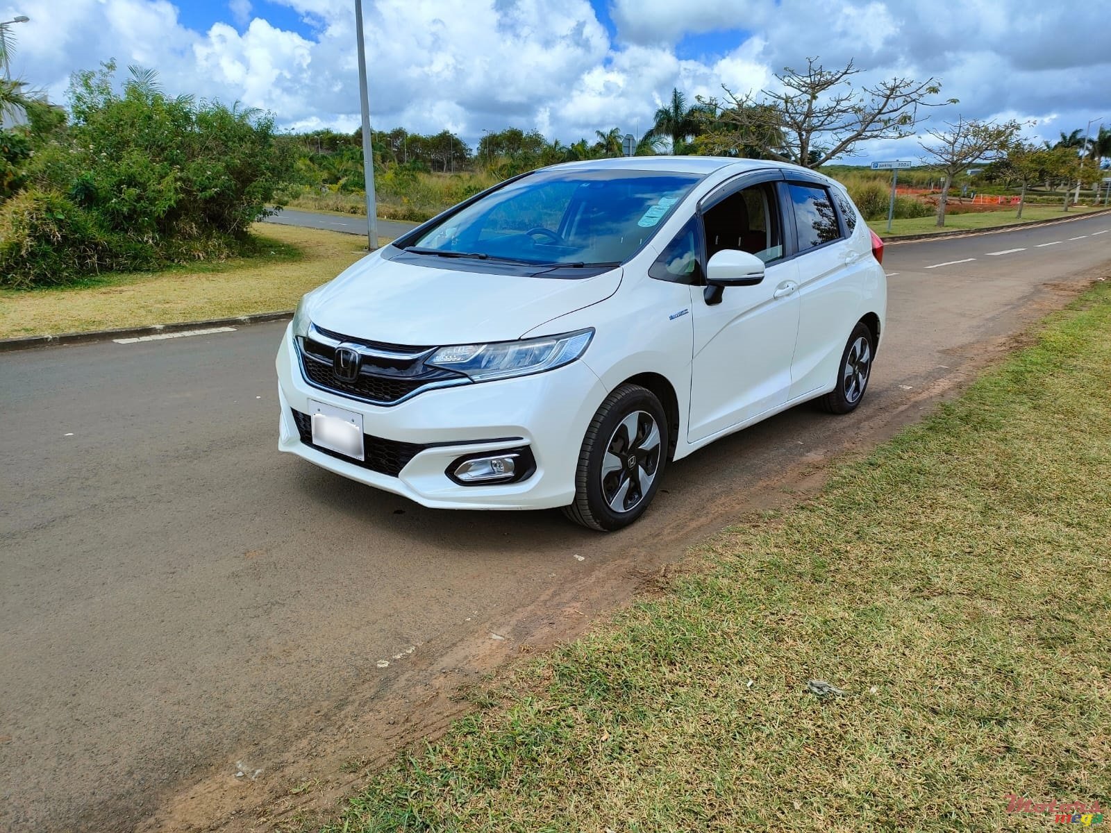 2017' Honda Fit photo #1