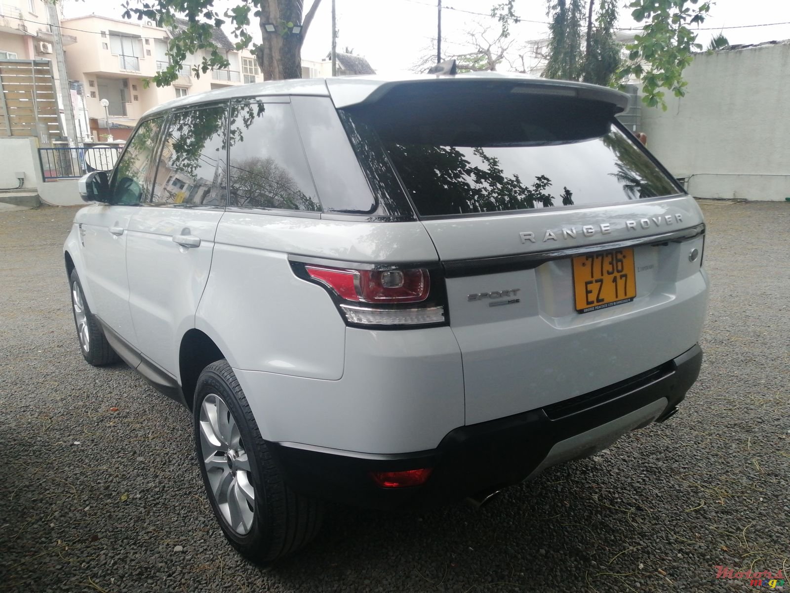 2017' Rover Range Rover Sport photo #3